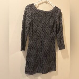 Diane Von Furstenberg gray Lace 3/4 Sleeve Dress - size 4 - short
